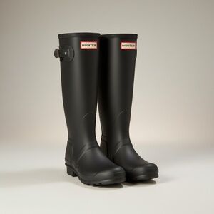 Classic Hunter Original Tall Rain Boots in Black – Women’s Size 7 - Never worn!